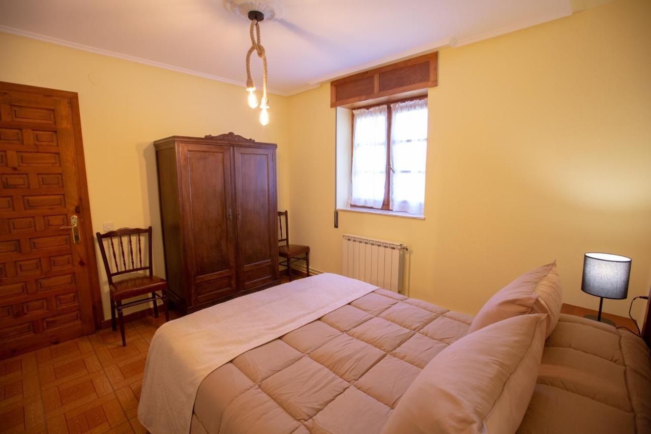 La Casona De Cardes Hotel Cangas de Onis Luaran gambar
